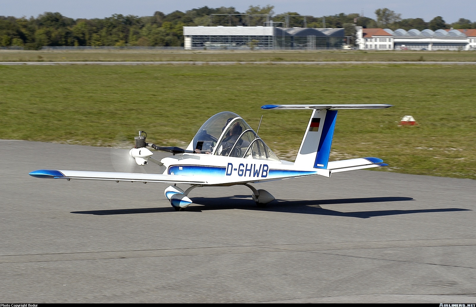 Colomban MC-15 Cri-Cri - buy on buildandfly.shop aircraft plans and manuals